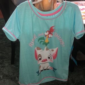 Disney t-shirt. BRAND NEW